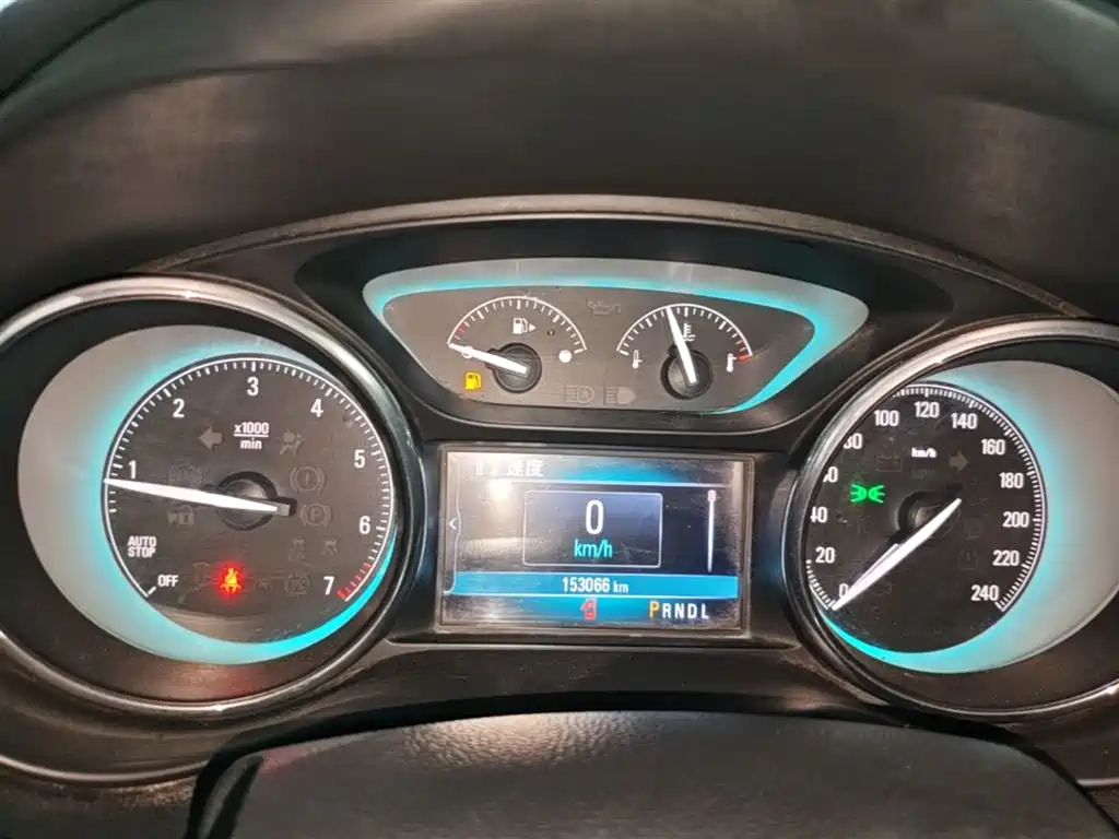 Buick Envision Plus 2017 20T FWD Premium фото 12