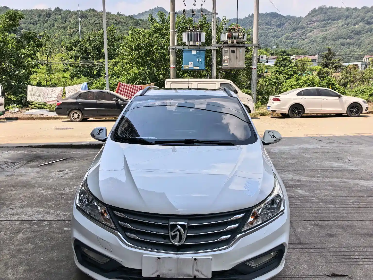 Фото 2 - Baojun 310