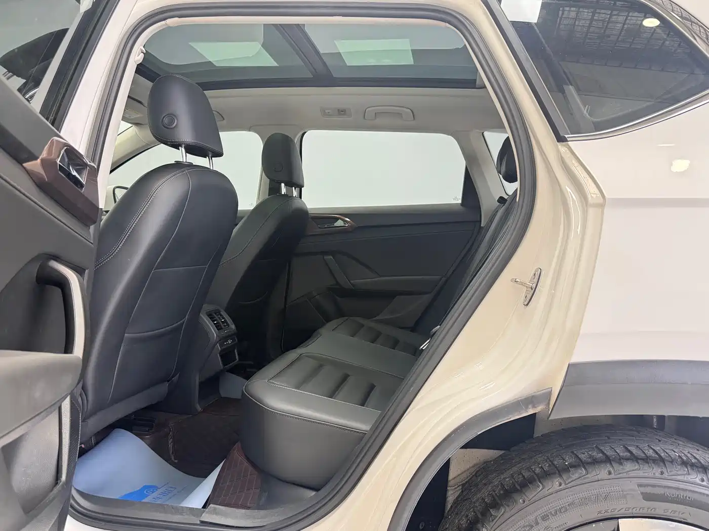 Volkswagen Tharu 2021 280TSI 2WD Luxury Plus фото 11