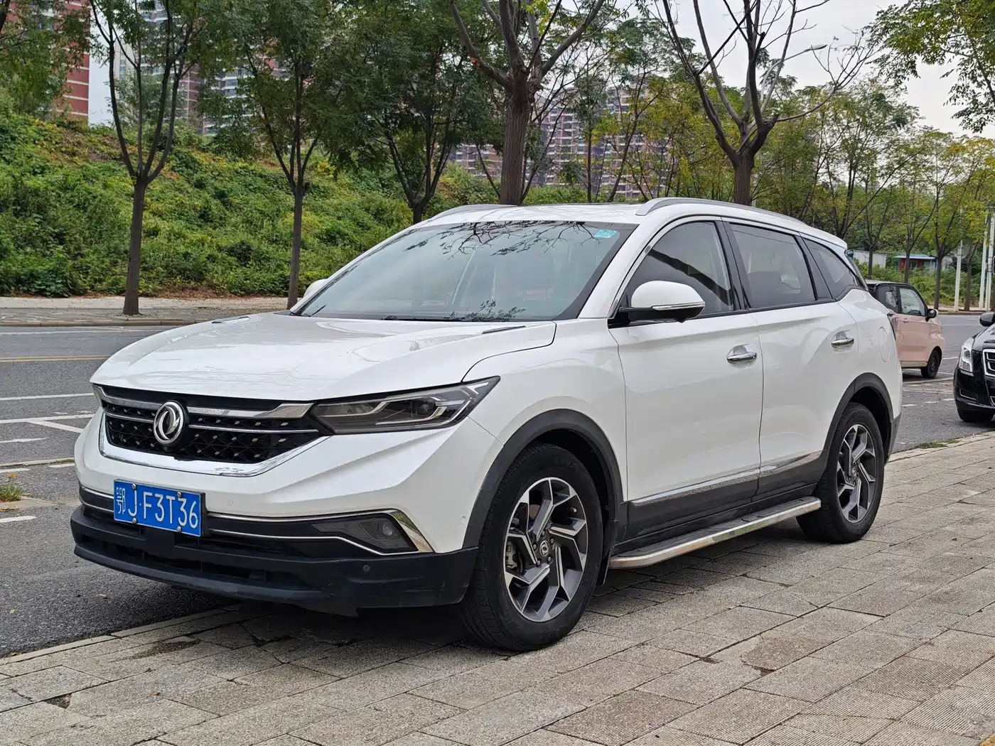 Dongfeng Aeolus Dongfeng Fengshen AX7 2020 2020 1.6T Automatic AI Flagship China VI