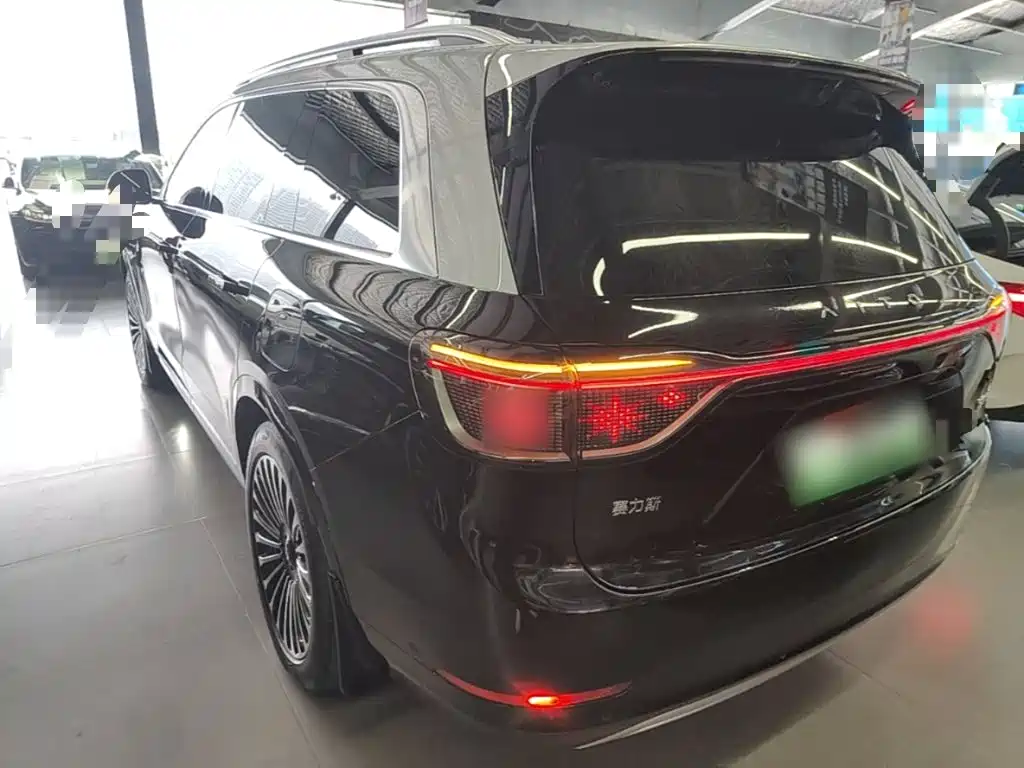Aito M9 2026 2025 Extended Range Ultra 52kWh 6-Seater