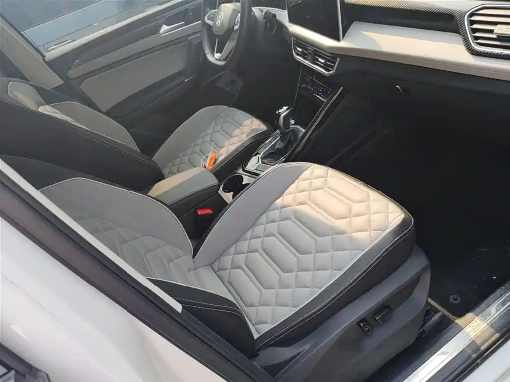 Volkswagen Tayron 2023 300TSI 2WD Luxury Plus Advanced Edition фото 11