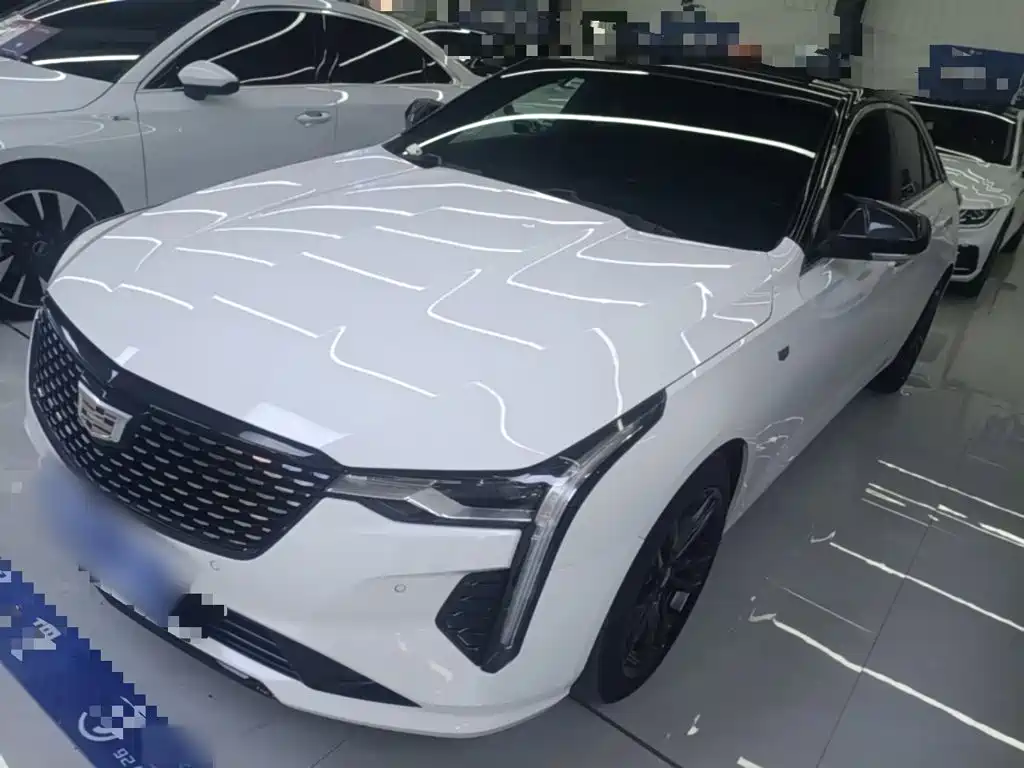 Cadillac CT4 2023 2022 28T Luxury Model