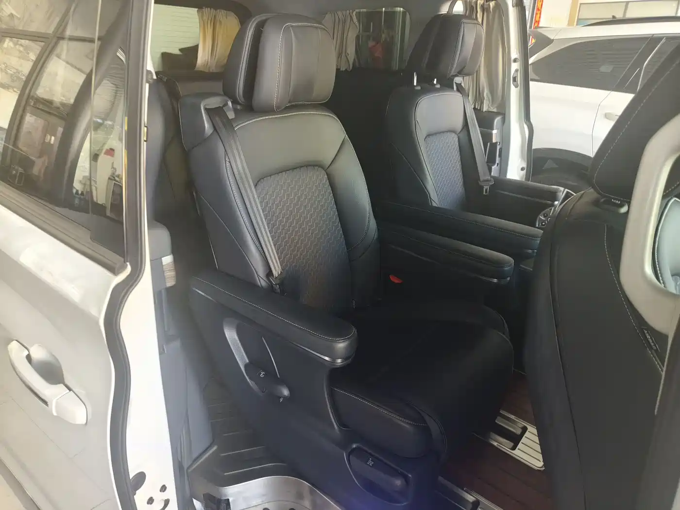 GAC Trumpchi Trumpchi M8 2021 Leading Show Series 390T Premium Edition фото 12