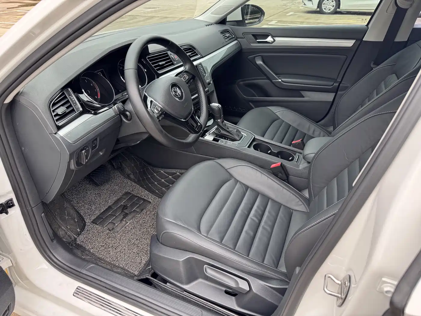 Volkswagen Lamando 2018 280TSI DSG Comfort Edition фото 7