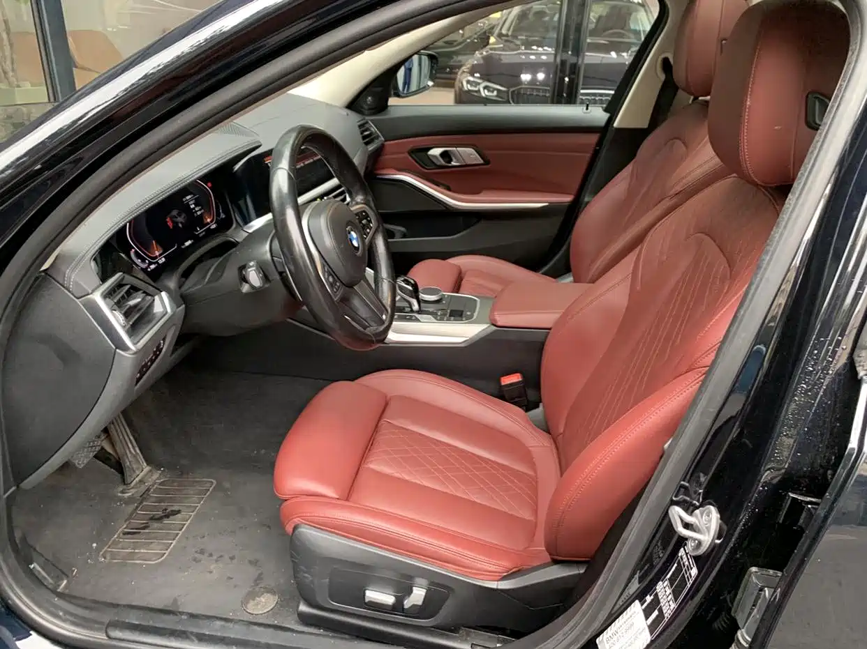 BMW 3 Series 2022 330i M Sport Shadow Edition фото 8