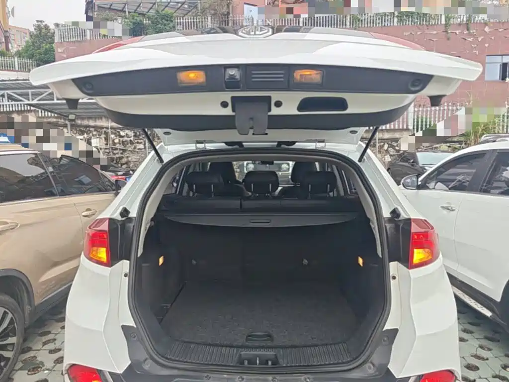 MG Roewe RX5 2016 2016 1.5TGI Manual Value Edition