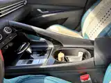 Photo 16 - Hyundai Elantra