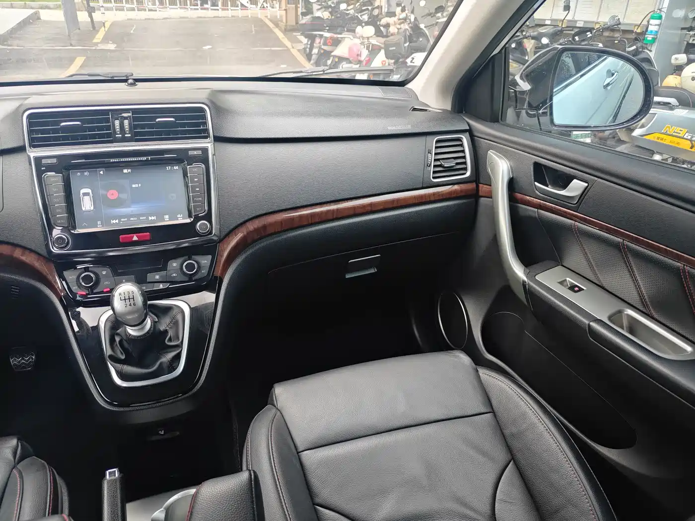 Haval H6 2015 Sport Edition 1.5T Manual 2WD Elite фото 11