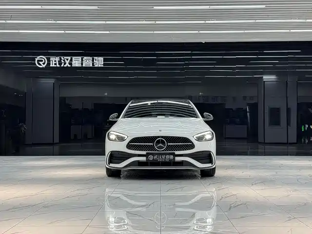 Mercedes-Benz C-Class 2026 C 260 L Night Edition Sport — фото 2