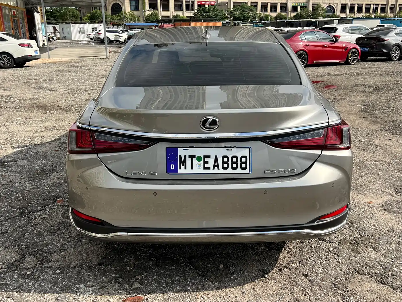 Lexus ES 2023 200 Luxury Edition фото 5