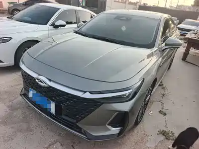 Chery Arrizo 8