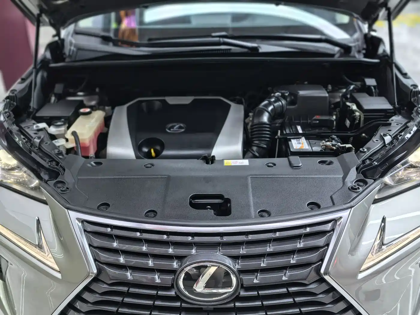 Lexus NX 2017 200 FWD Sharp Edition фото 33