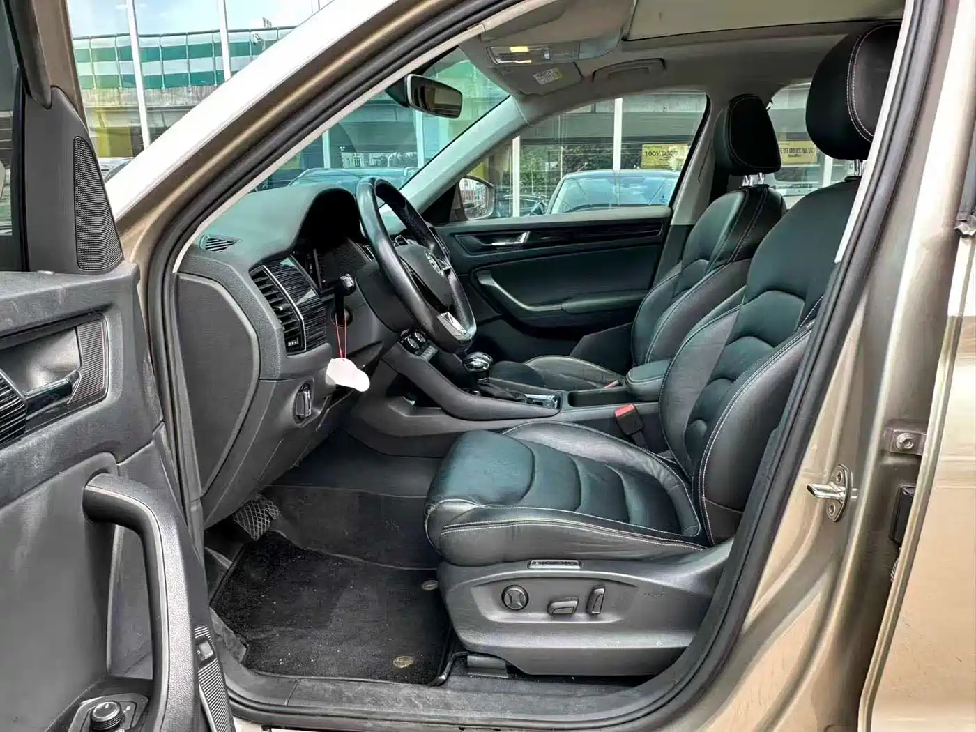 Škoda Kodiaq 2019 Facelift TSI330 7-Seater 2WD Luxury Premium Edition China VI фото 3