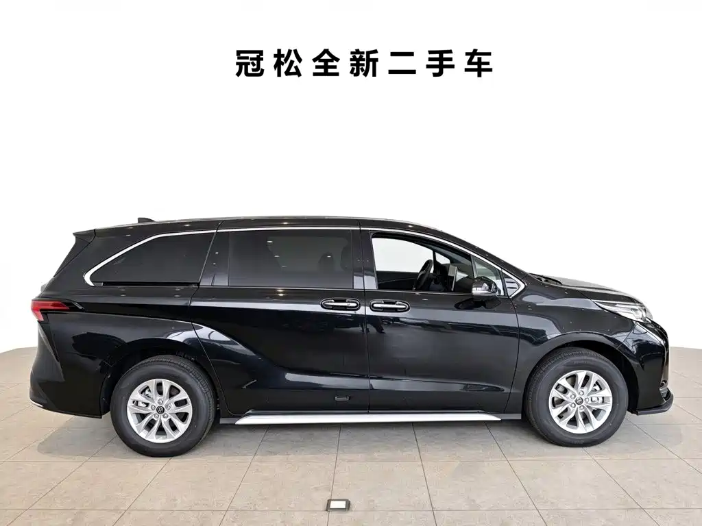 Фото 5 - Toyota Granvia