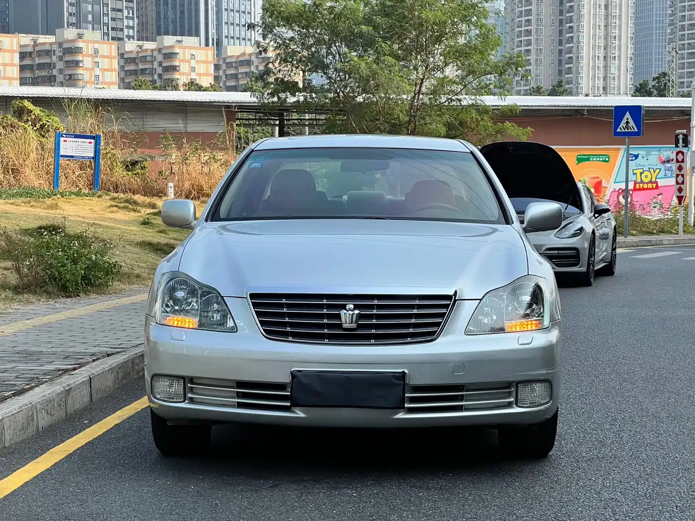 Toyota Crown 2007 2.5L Royal Leather Edition фото 2
