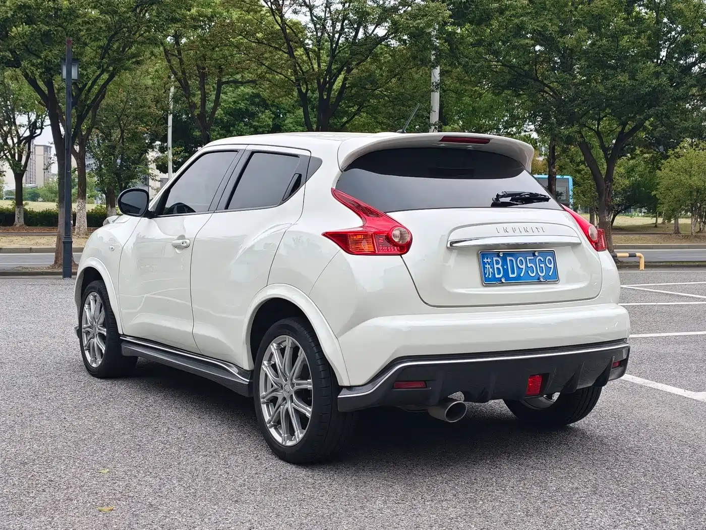 Infiniti ESQ 2019 2014 1.6L Free Edition
