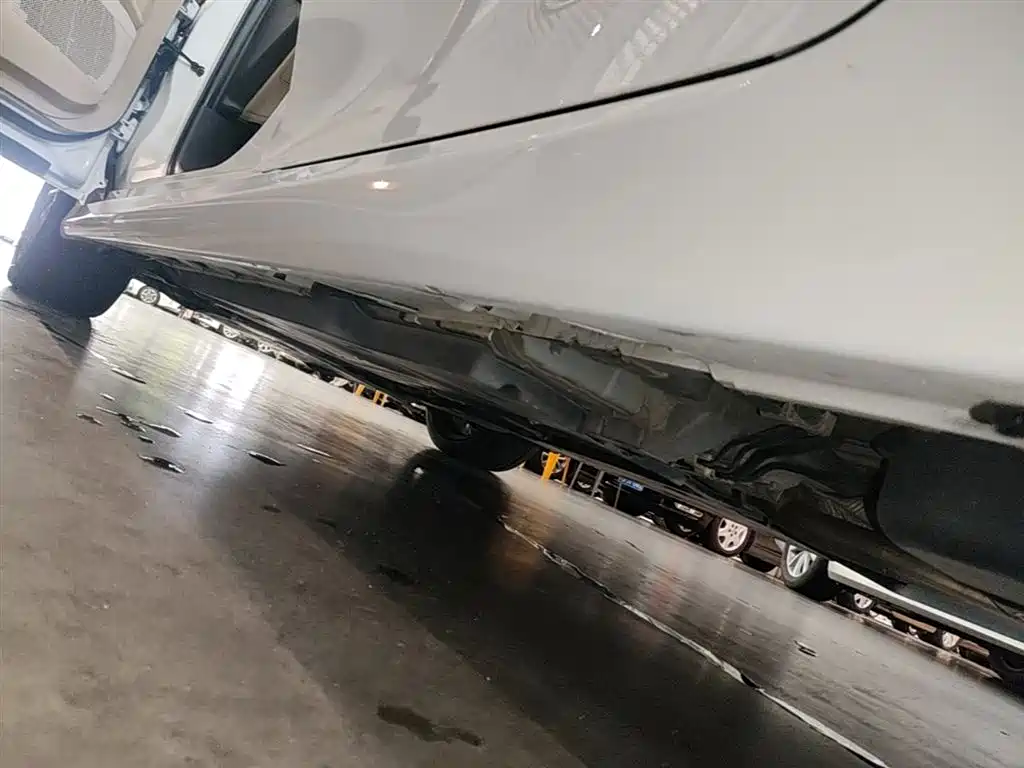 Toyota Camry 2019 Hybrid 2.5HG Luxury Edition China VI фото 22
