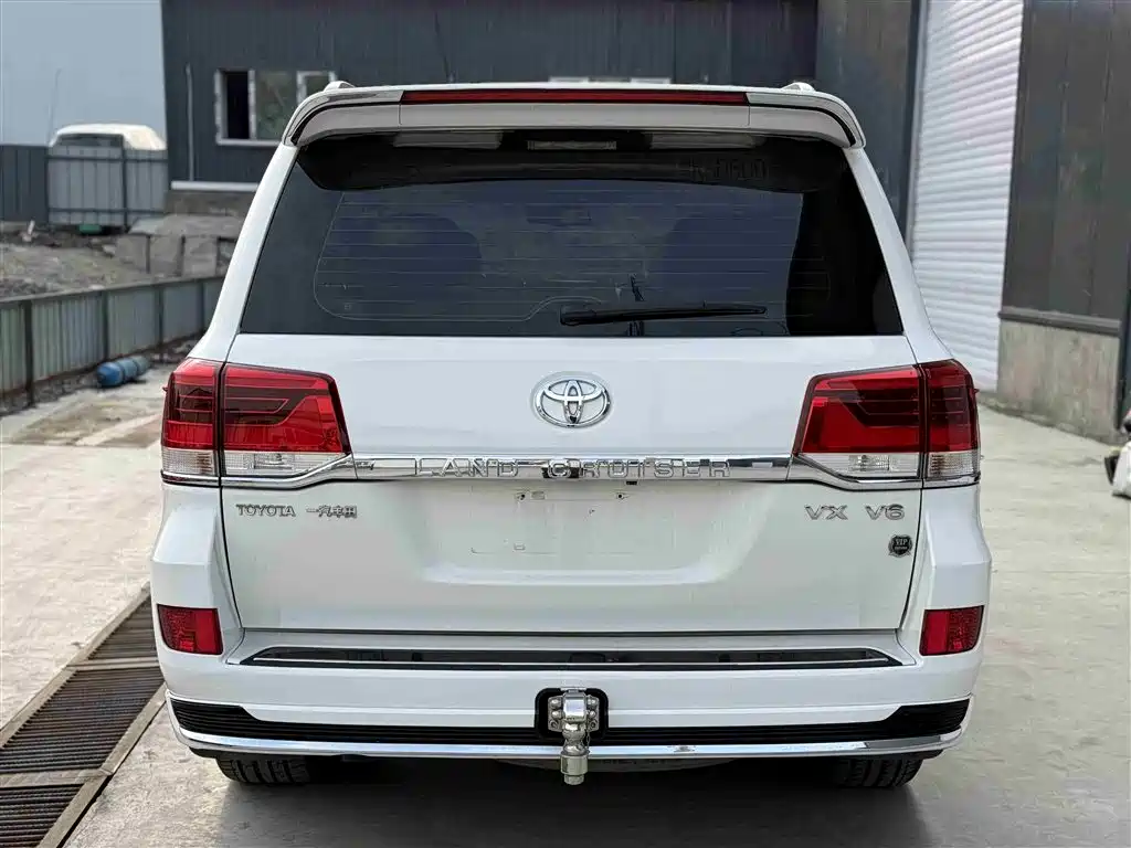 Toyota Land Cruiser 2012 4.0L Automatic VX фото 7