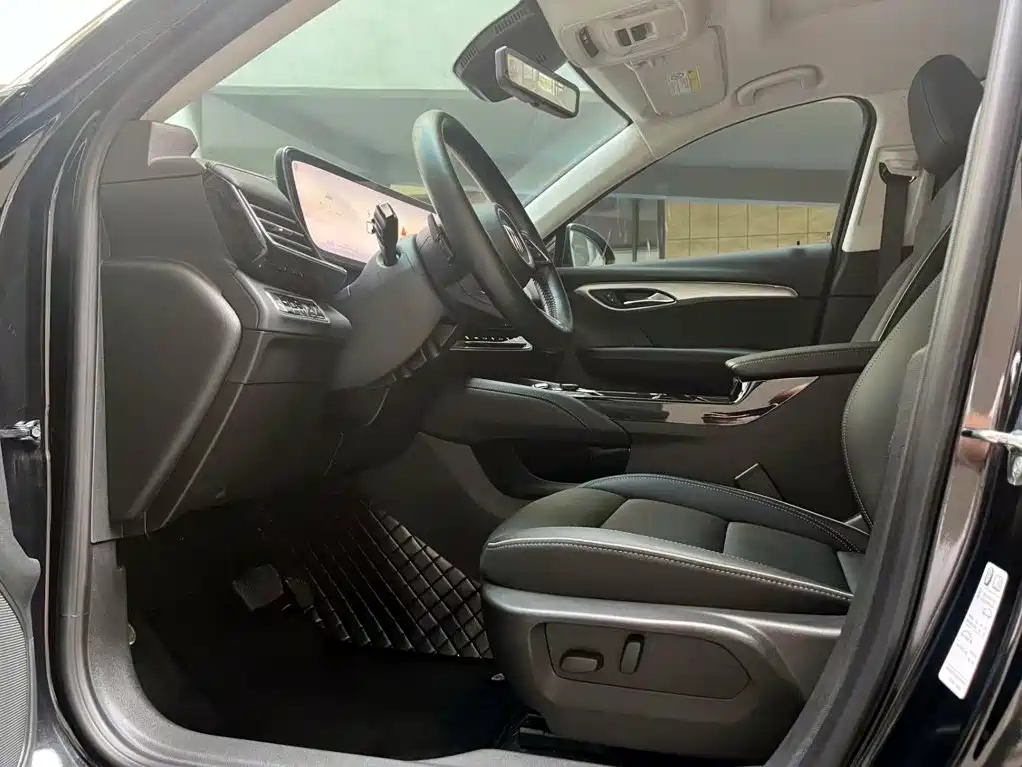 Buick Envision Plus 2025 2024 Envision Plus 28T 4WD Premium Edition