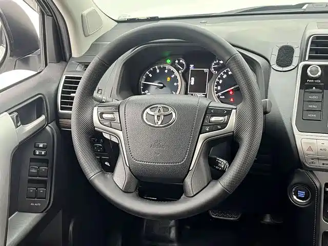 Toyota Prado 2018 3.5L Automatic TX-L Rear-mounted Spare Tire фото 11
