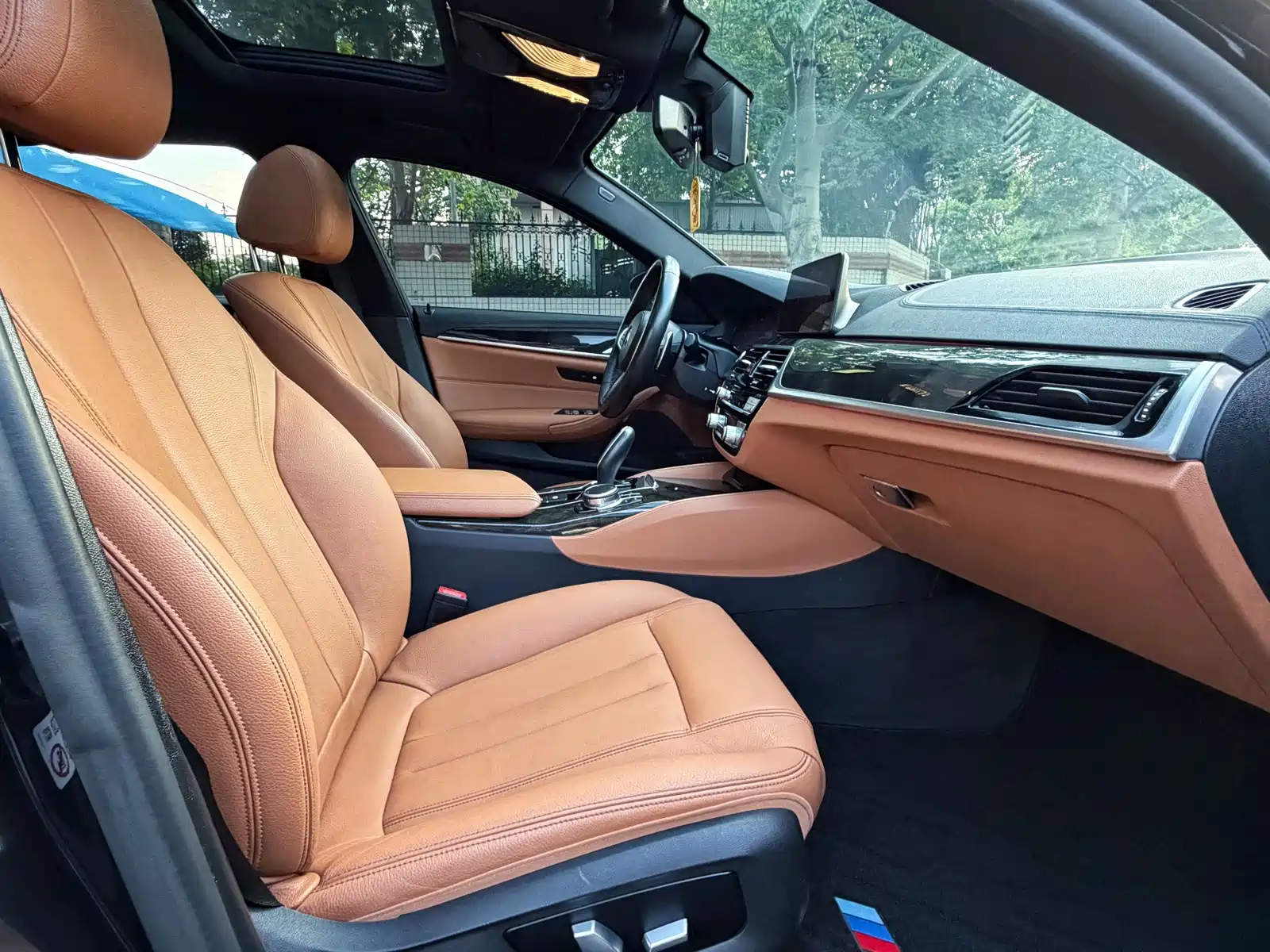 Photo 19 - BMW 5 Series