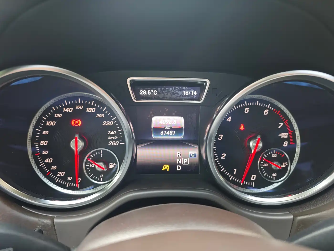Mercedes-Benz GLE 2018 GLE 400 4MATIC Ultimate Edition фото 12