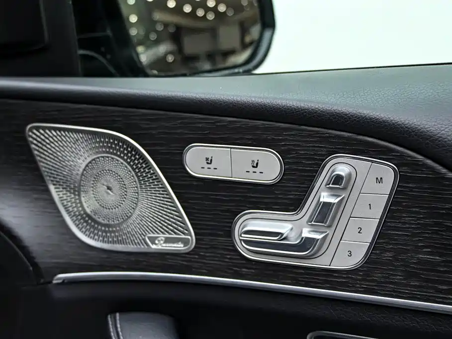 Mercedes-Benz GLE 2024 GLE 450 4MATIC Luxury фото 30