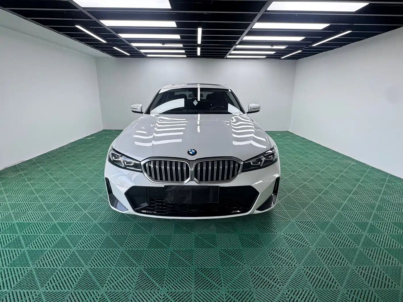 BMW 3 Series 2023 320Li M Sport Package фото 2