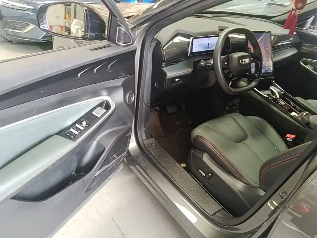 Geely Atlas 2025 2024 1.5TD Soaring Dragon Edition