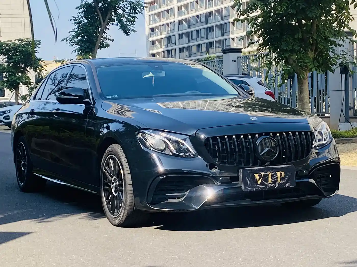 Mercedes-Benz E-Class 2019 E 260 L Sport фото 3