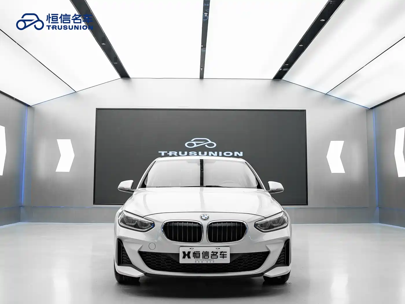 BMW 1 Series 2019 120i Leading M Sport Package фото 2