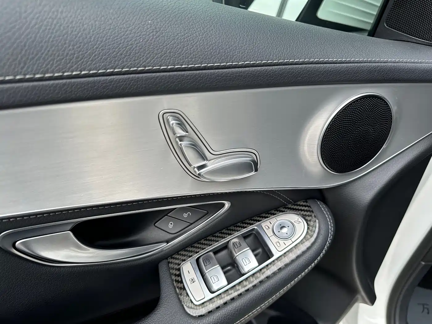 Mercedes-Benz GLC 2018 GLC 200 4MATIC фото 18