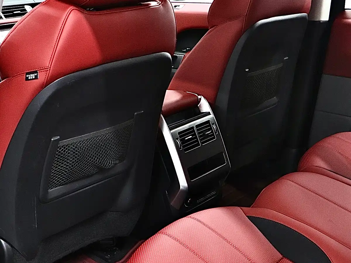 Land Rover Range Rover Sport 2016 Model 3.0 SDV6 HSE DYNAMIC фото 13