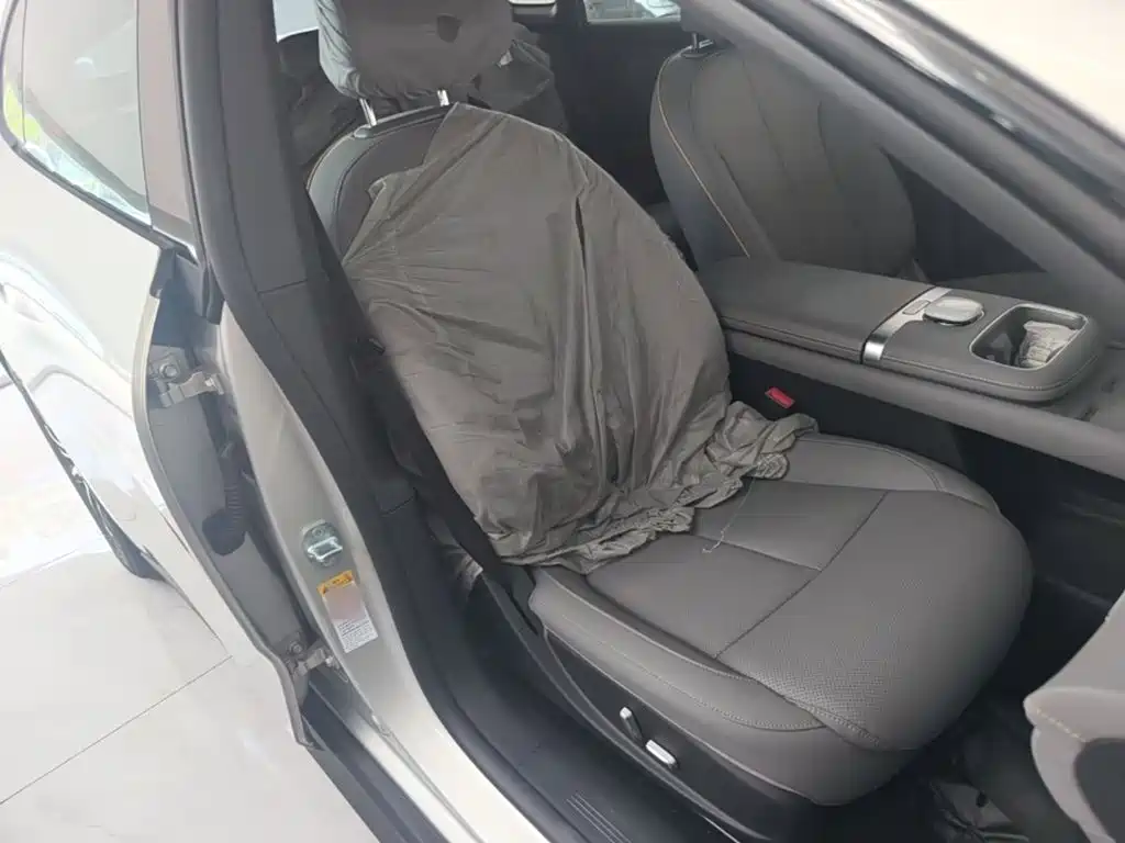 Changan Qiyuan A06 2026 2025 120kw EV