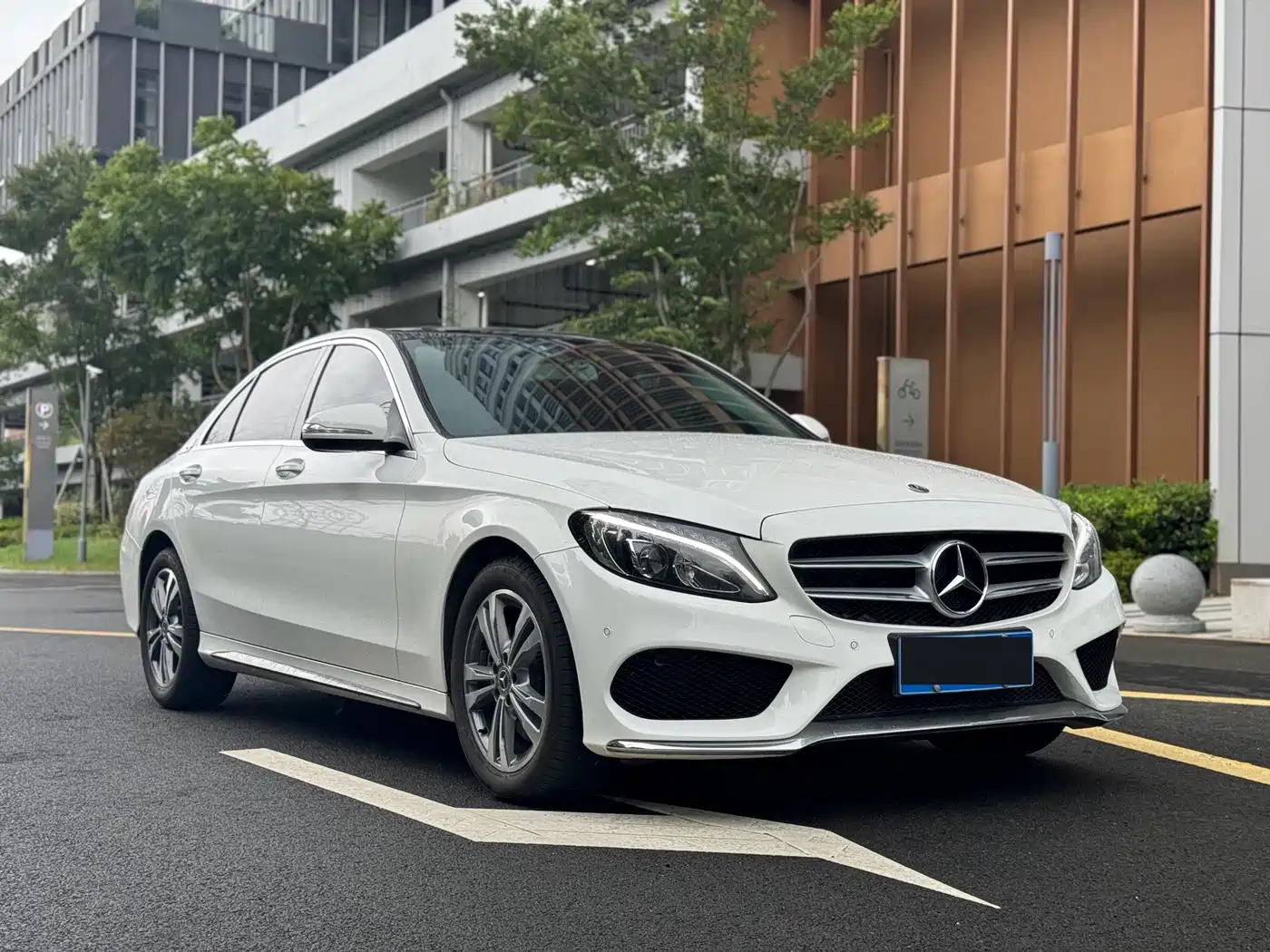 Mercedes-Benz C-Class 2018 C 200 L Sport Edition фото 3