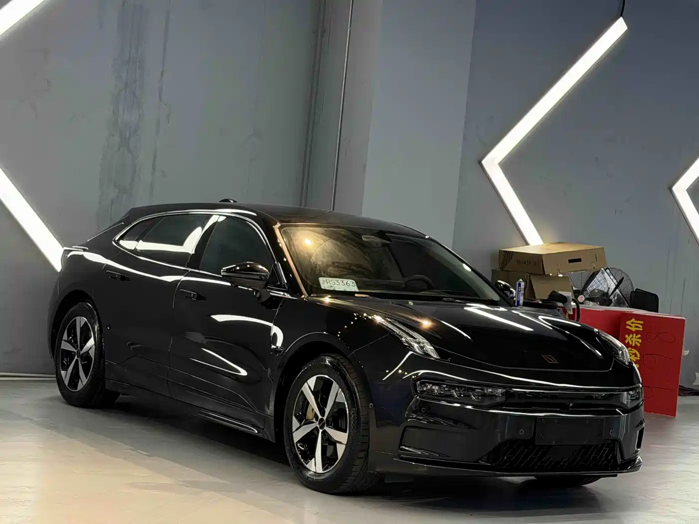 ZEEKR EXTREME KRYPTON 001