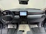 Фото 9 - Lincoln Navigator