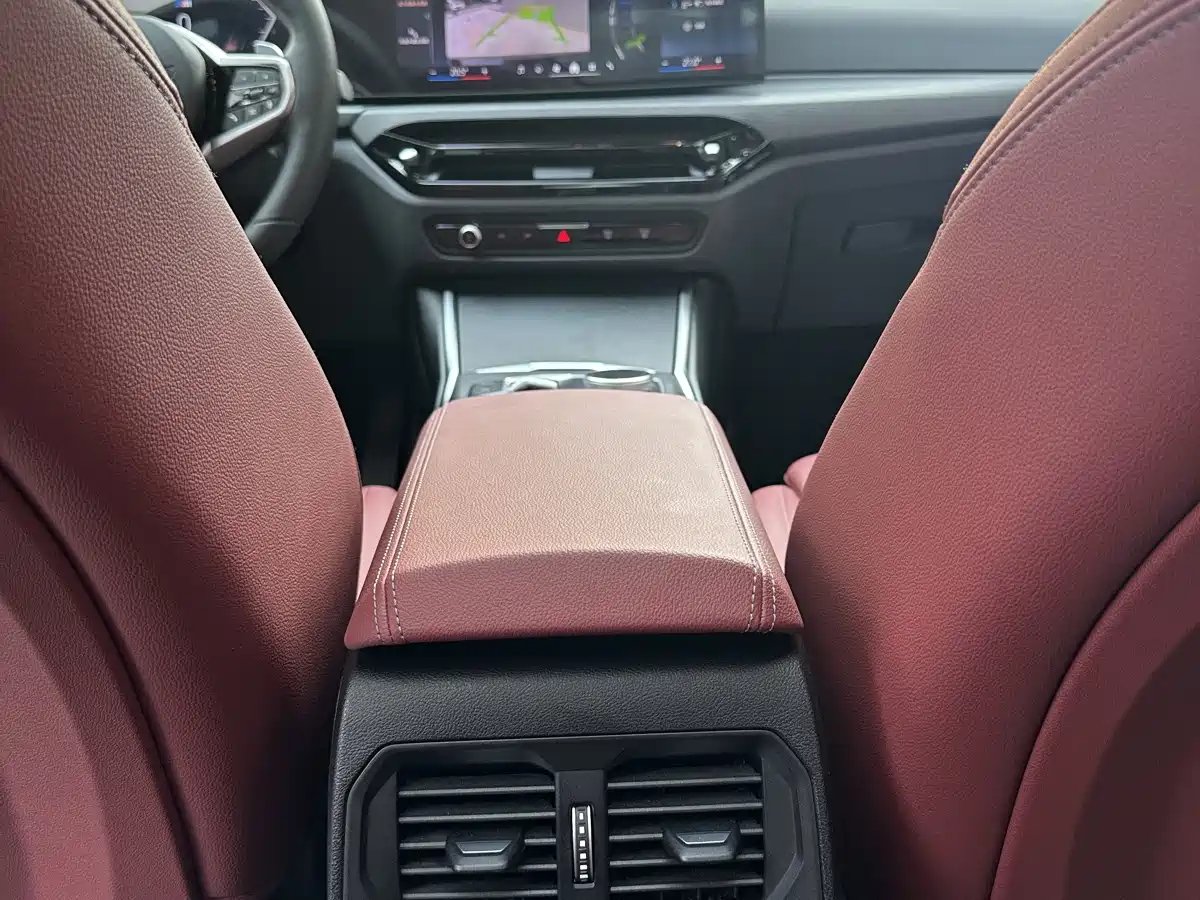 BMW 3 Series 2025 325Li M Sport Package фото 12