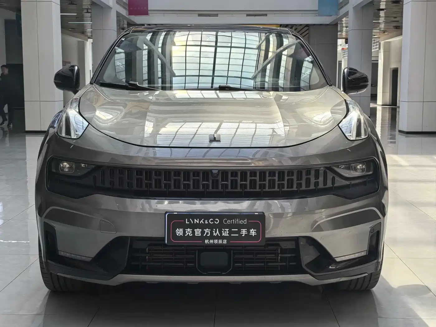 Lynk & Co 05 2020 2.0TD 4WD Halo Edition фото 3