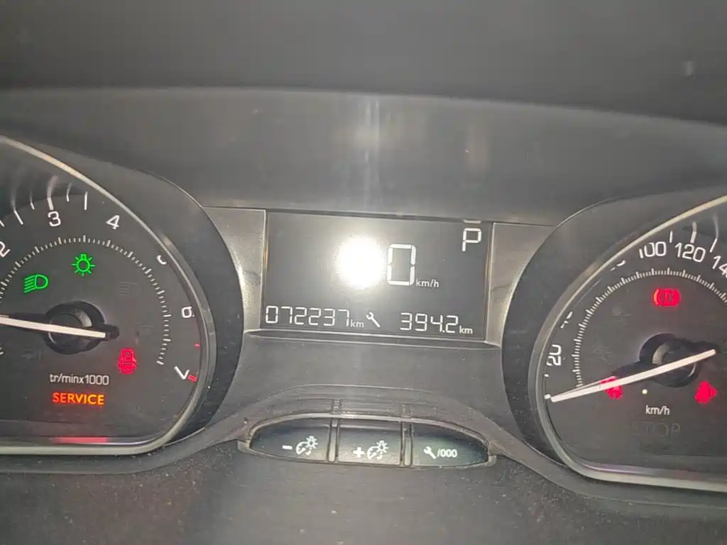Peugeot 2008 2016 2014 1.6L Automatic Fashion Edition