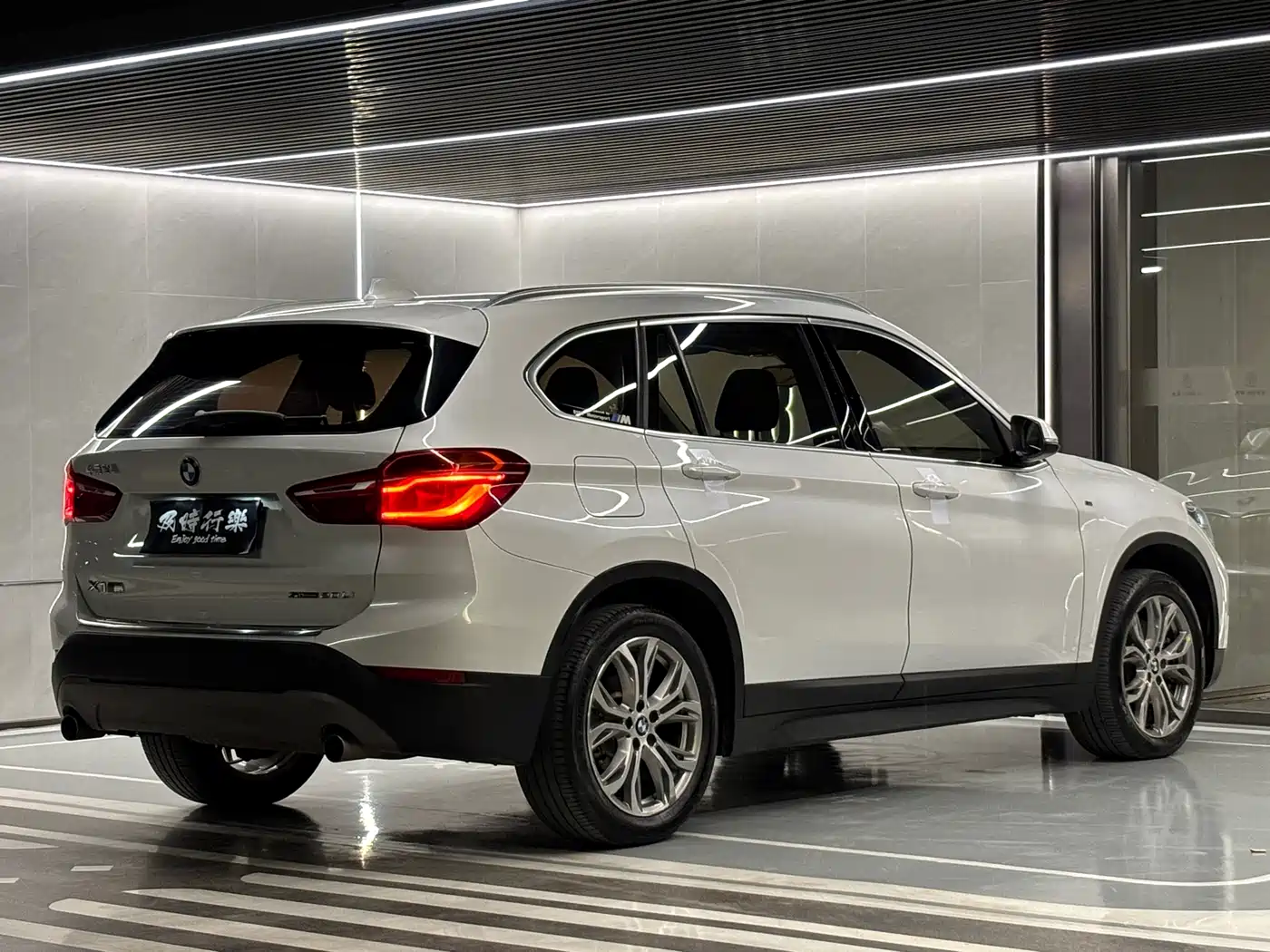 BMW X1 2019 sDrive20Li Leading Model фото 22