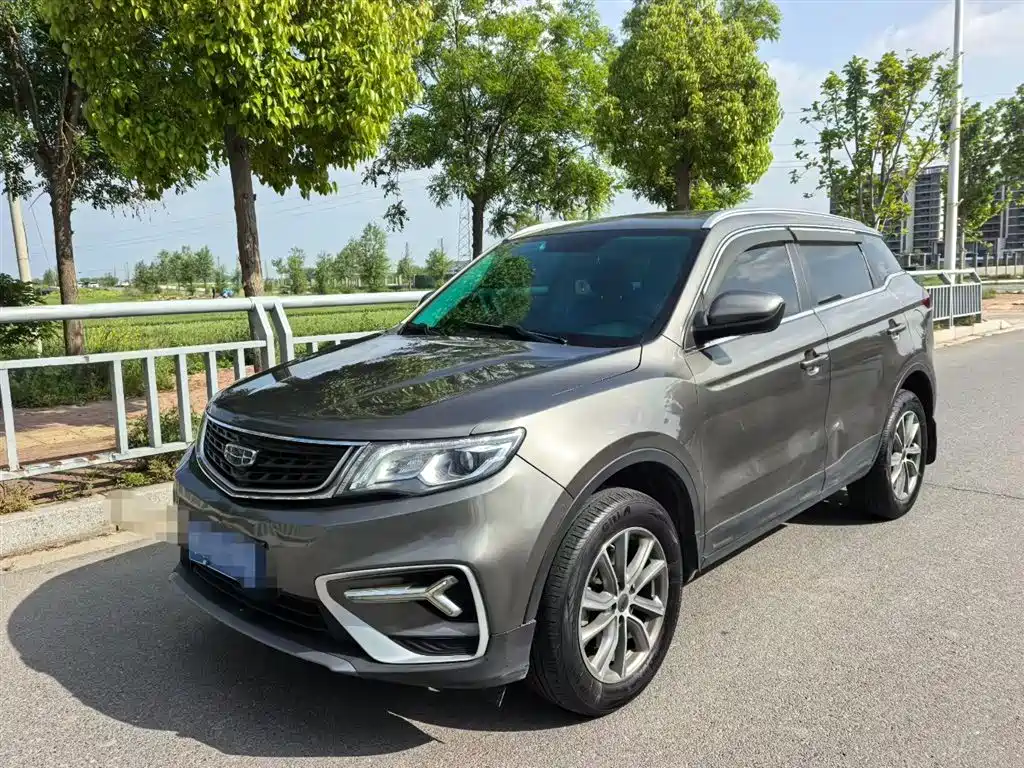 Фото 2 - Geely Boyue
