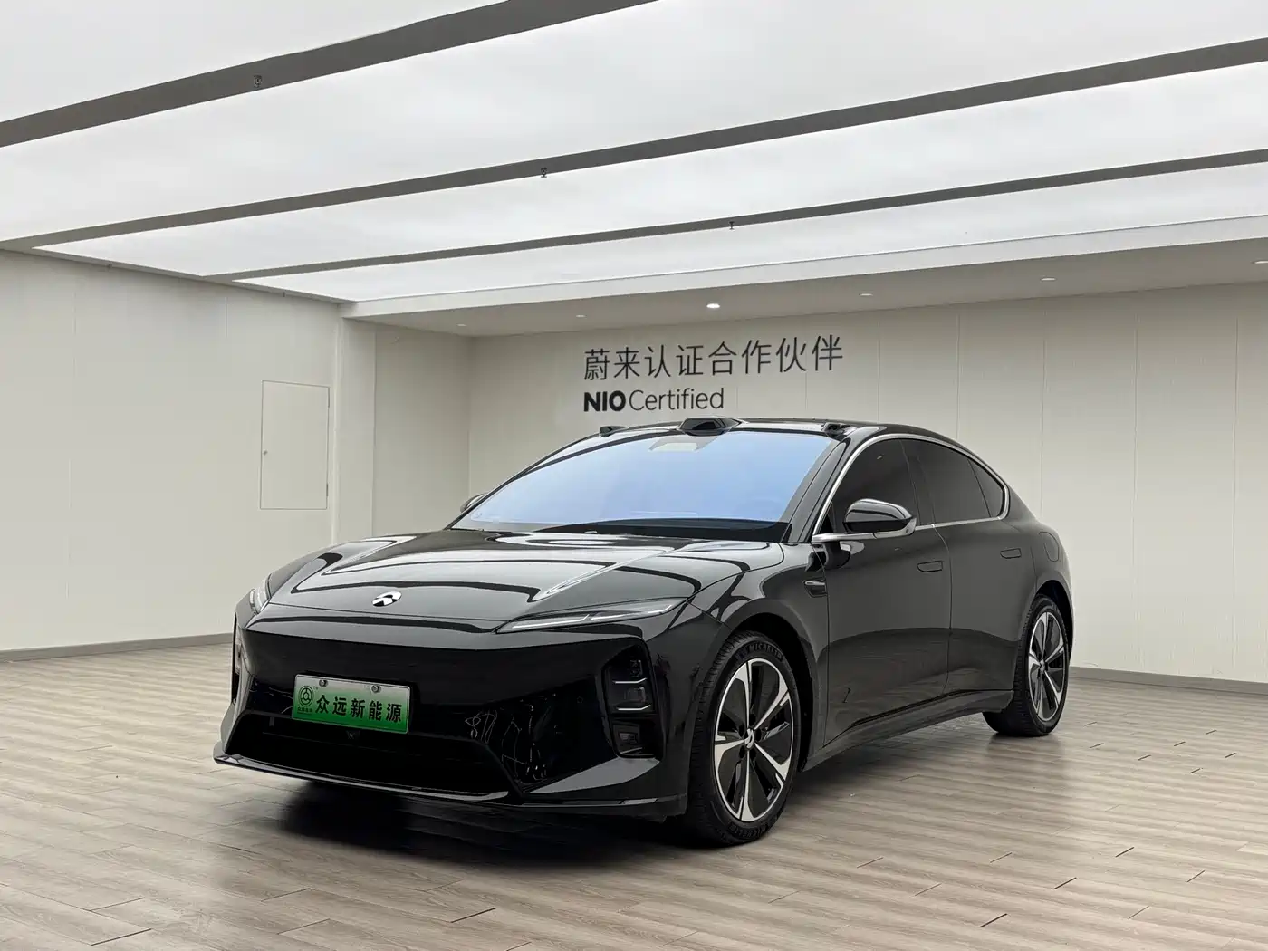 NIO NIO ET5
