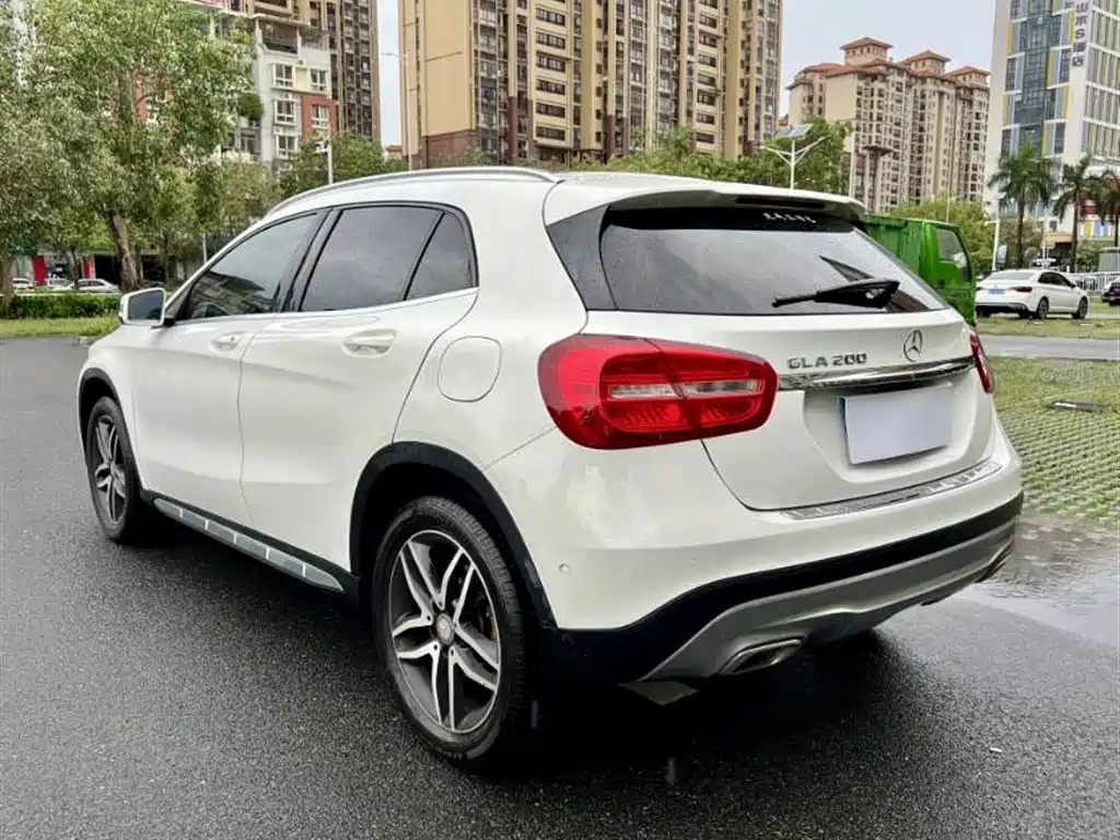 Mercedes-Benz GLA 2016 GLA 200 Fashion фото 7