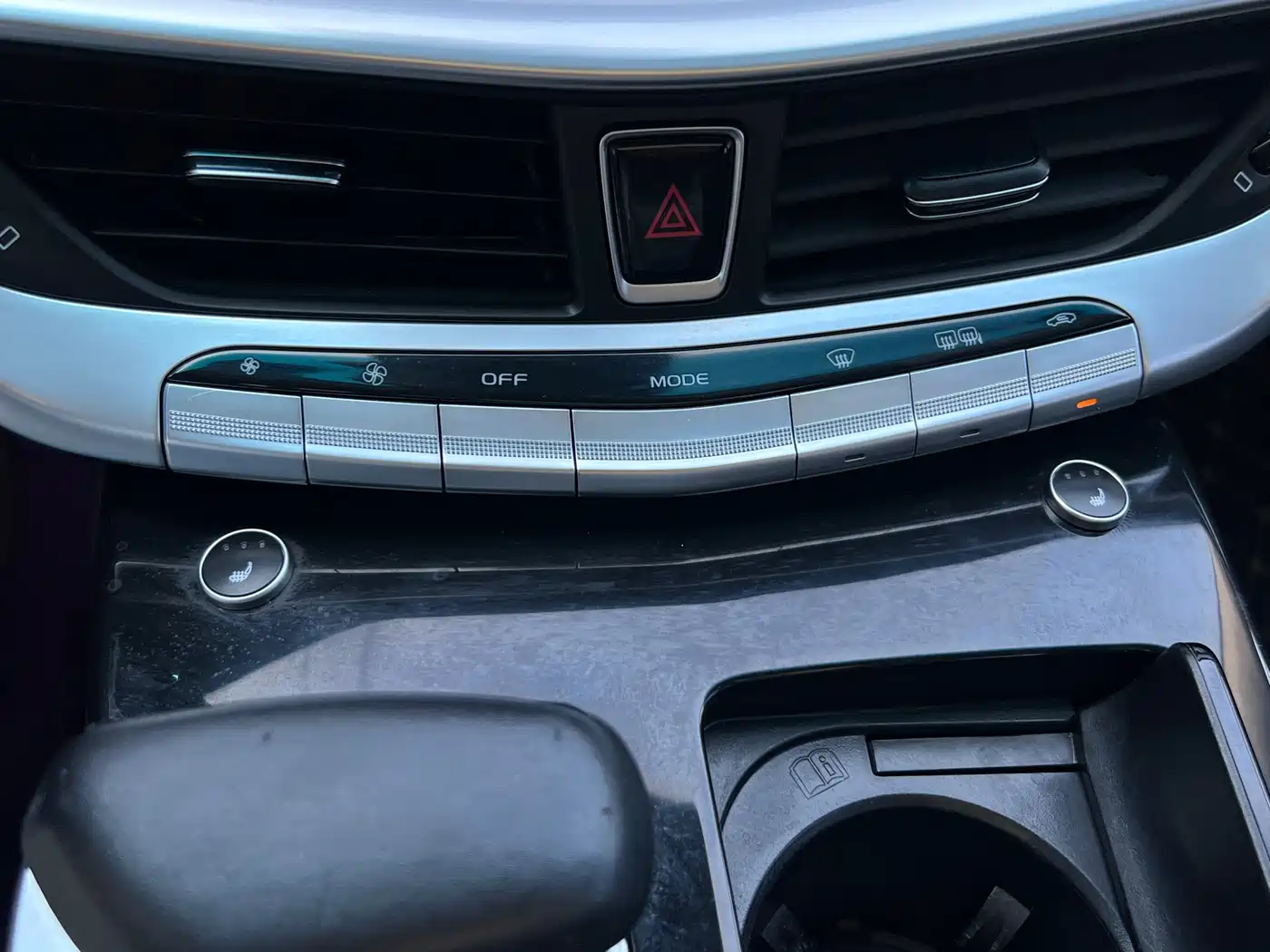 Geely Borui 2022 2021 1.8T Pilot Edition+