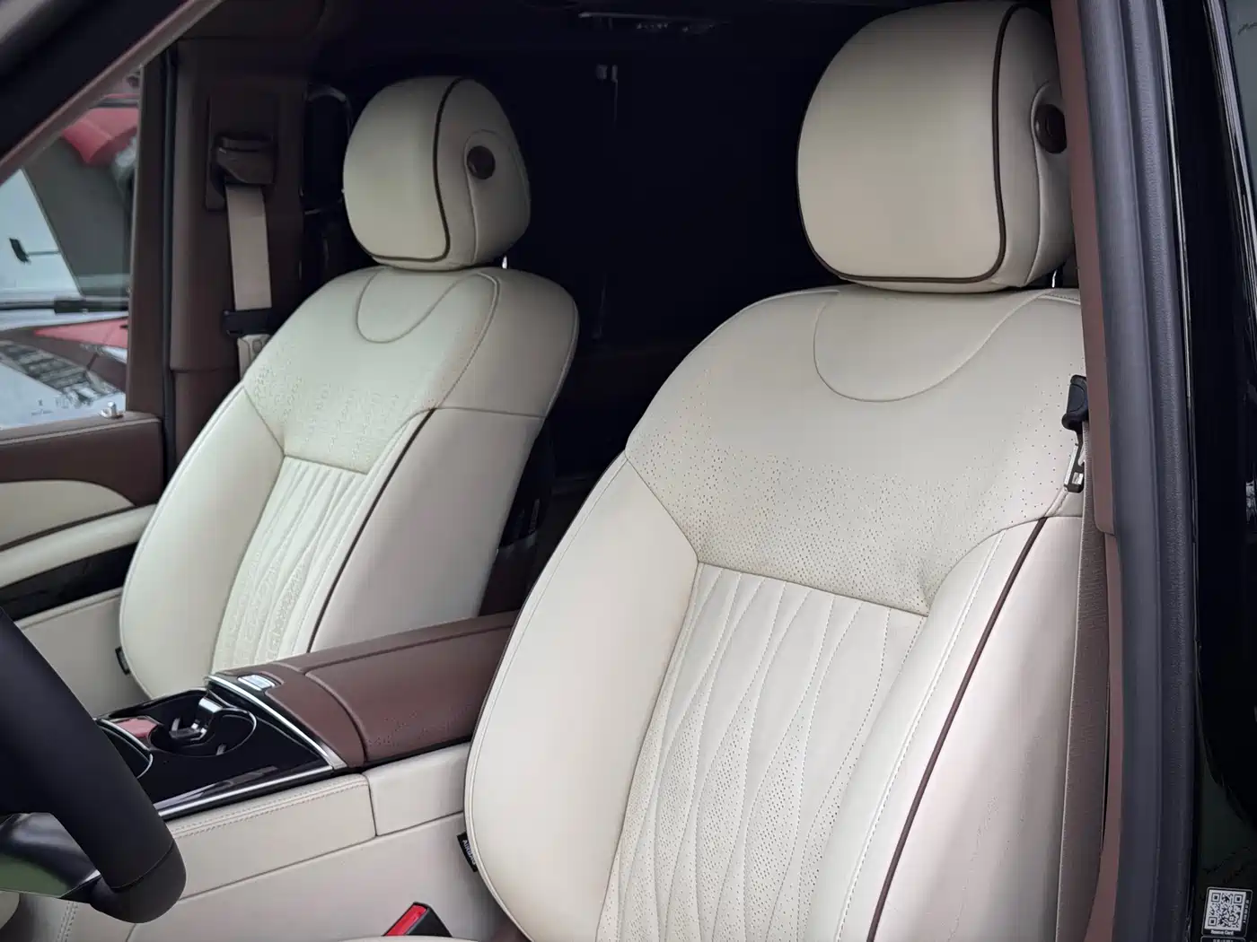 Mercedes-Benz V-Class 2024 V 300 L Long Wheelbase Luxury Edition фото 12