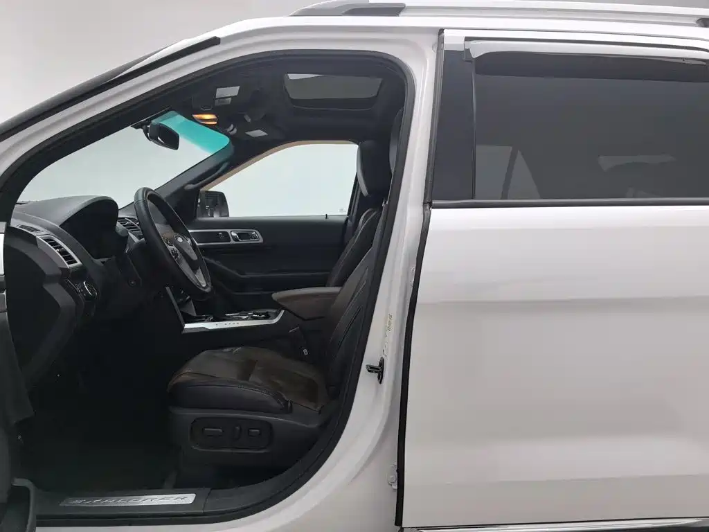 Ford Explorer (Import) 2013 2013 3.5L Prestige