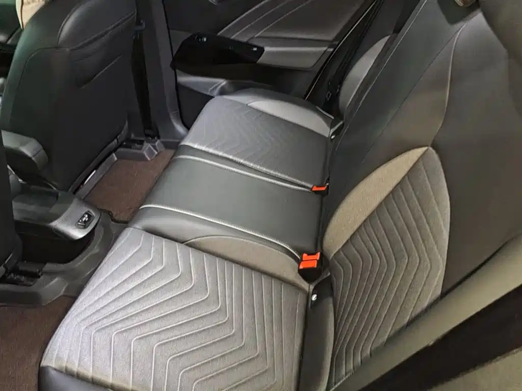 Volkswagen ID.3 2024 Outstanding Edition фото 17
