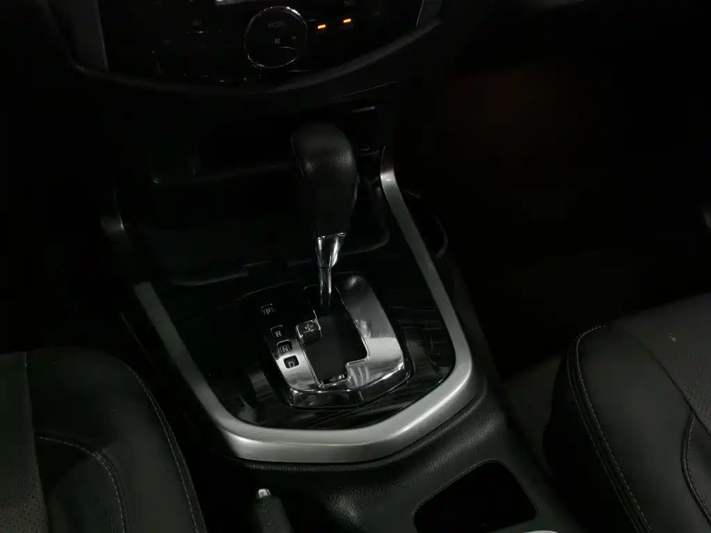 Nissan Terra 2020 2020 2.5L XV Automatic 2WD Intelligent Edition